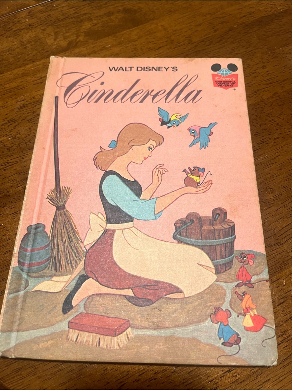 Walt Disney Cinderella Storybook - Pink Cover -b58/c4